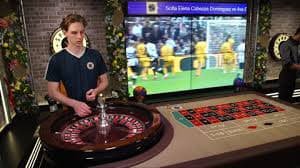 Casino-style slots and live dealer games available on jilino1